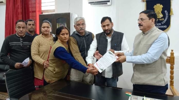 रितु खंडूड़ी की विधायकी को लेकर निर्वाचन आयोग गया उक्रांद…