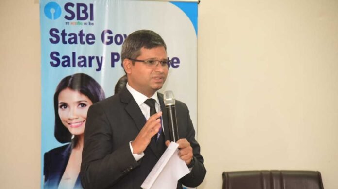 भारतीय स्टेट बैंक के मुख्य उत्पादों सहित इन विषयों पर