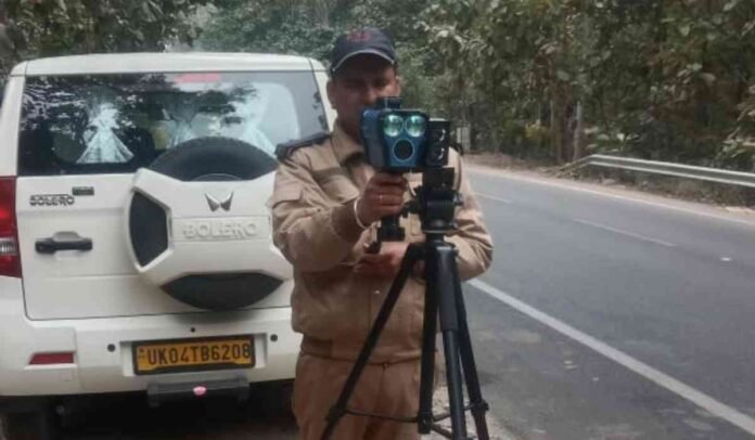 परिवहन विभाग की प्रवर्तन कार्रवाई में 42 वाहनों के चालान